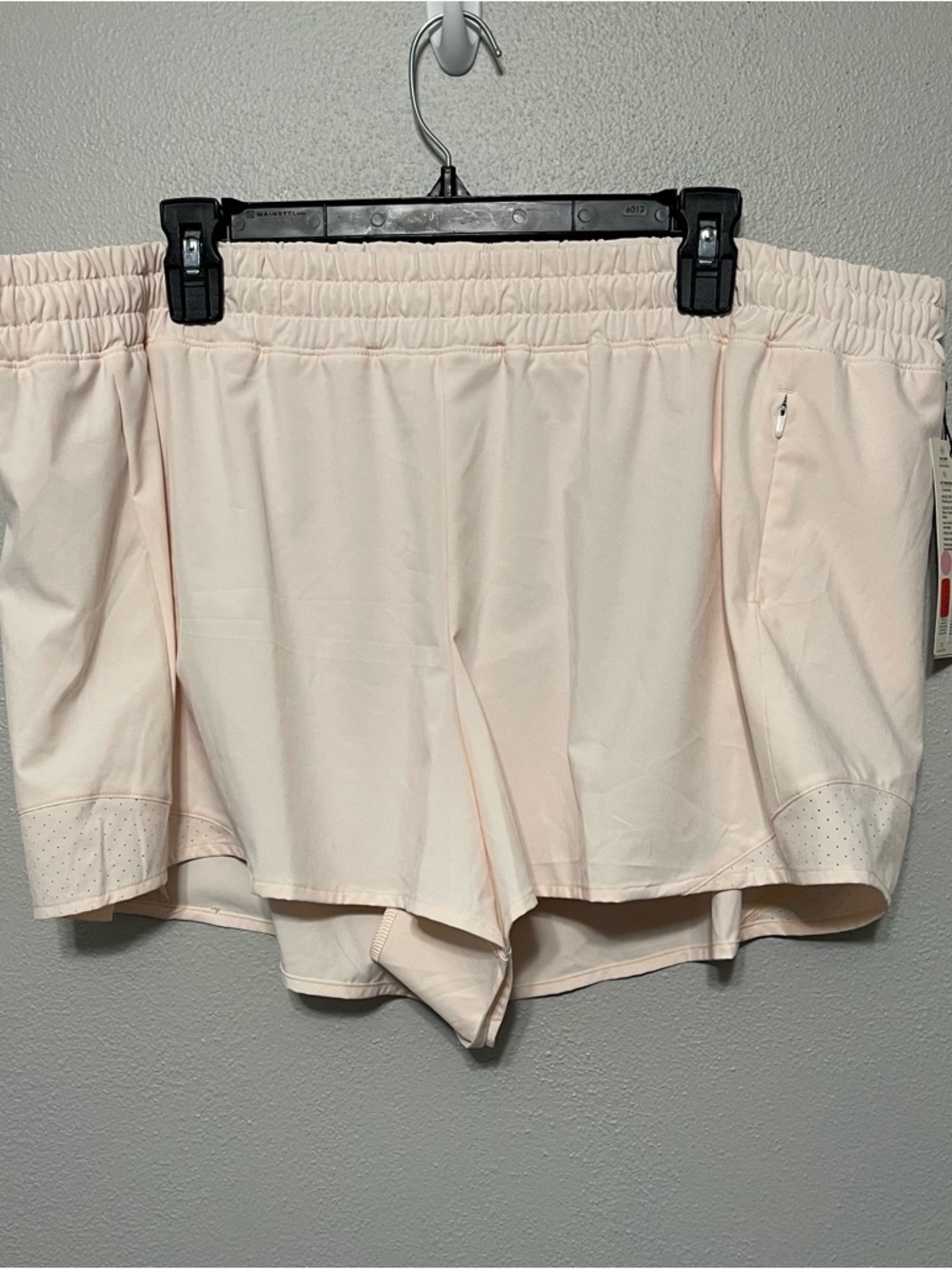 Calia By Carrie Underwood Mid Rise Infinity Short Faded Pink Casual NWT Size XXL